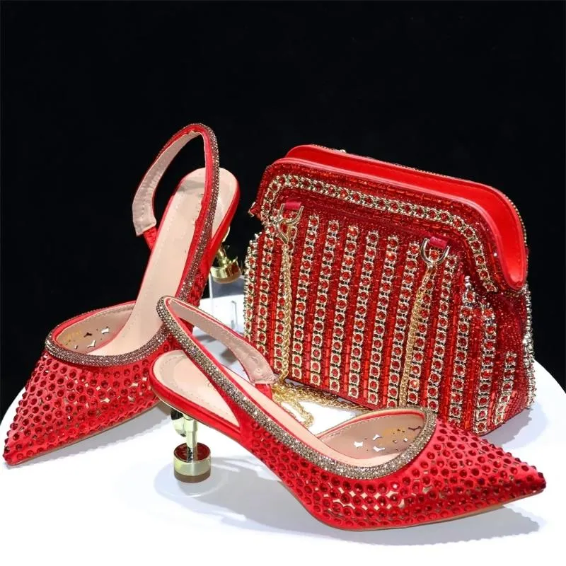 gold dress red heels Bag Classic New Yorker Bag In SoHo Red Gold Hardware With a hint of shine and a timeless silhouette Color Shoes Gold Dress Red