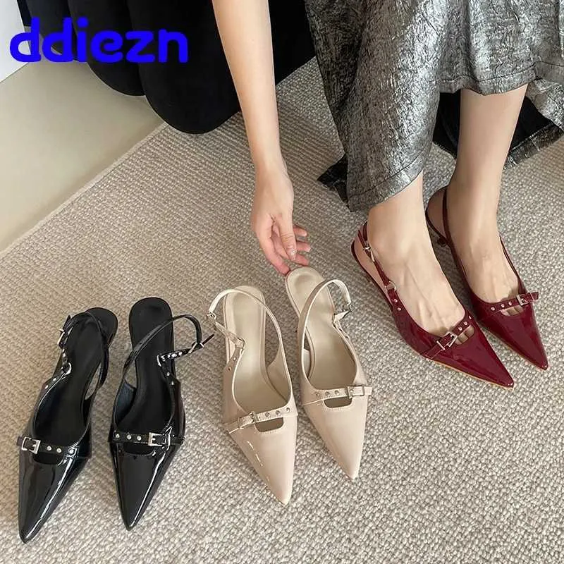 Sandals Pointed Toe Heels Shoes Luxury Womens Shoes Light Fashion Button Womens High Heels Shoes Womens Sliding Sandals J240224