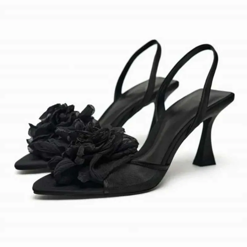 Sandalias Liga de flores tacones altos para mujer tacones finos puntiagudos sandalias para mujer dedos abiertos malla negra vestido de fiesta de flores zapatillas bombas para mujer J240224