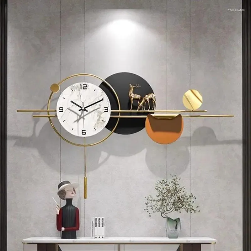壁の時計ノルディックゲーミングルームクロックビッグサイズデザイナー生きている珍しい時計ミッドセンチュリーリロイデドレイドホームデコレーション