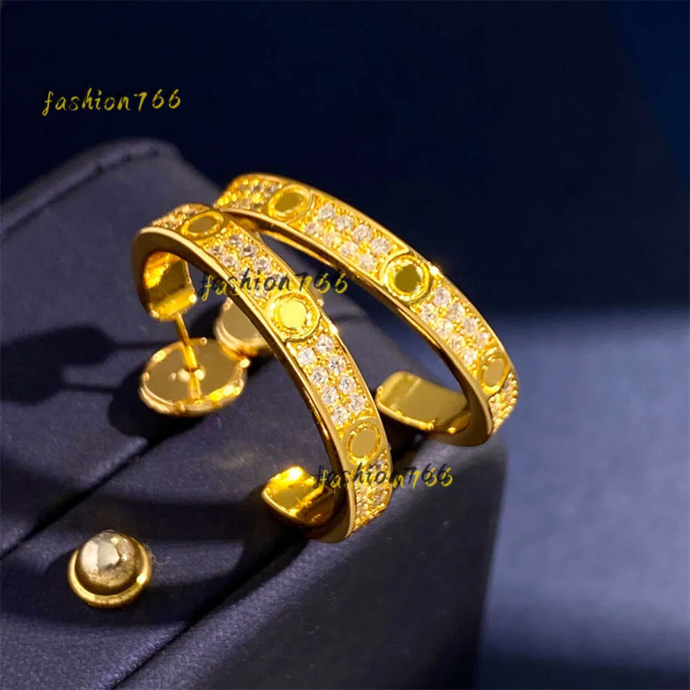2024 Varumärkesdesigner form Big Stud örhängen Orecchini Kvinnor skruva guld full diamant lysande modebrev öronringar örhängen smycken gåva