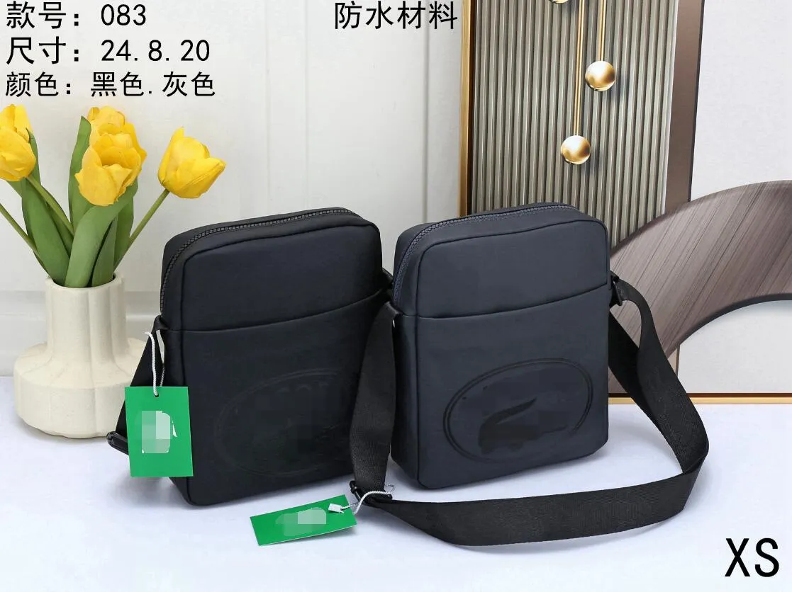 Luxurys designers Mens axelväskor Man BROSCASES Fashion Handbag Bolsas Messenger Bag Crossbody Bag Purse 083