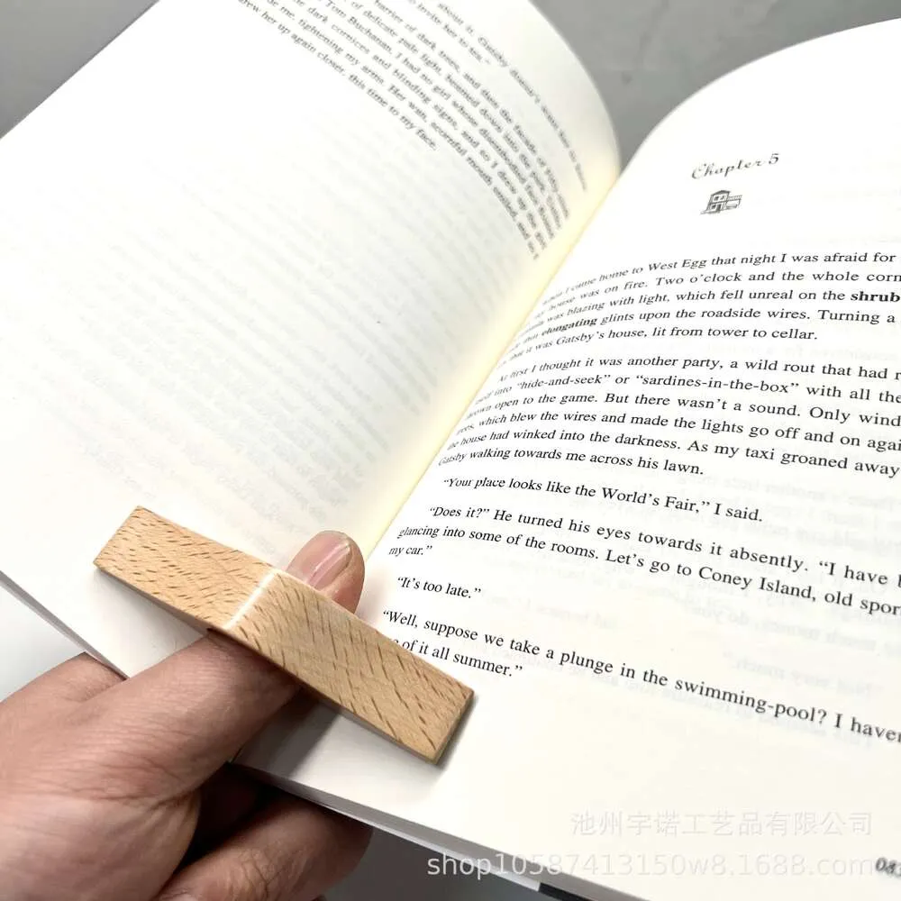 Wood Creative Solid Thumb Support, One Handed Finger Ring, Lazy Reading Page Clamp And Book Press 411744
