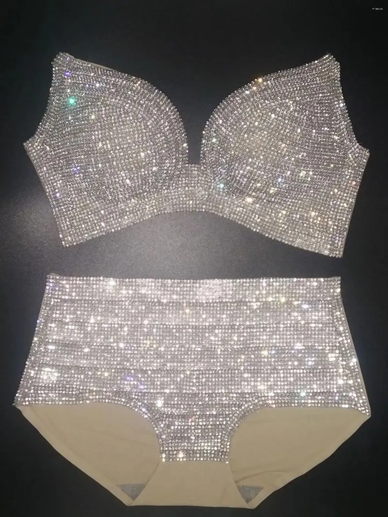 Bikini da bagno da bagno femminile 2024 Crystal di lusso Donne che faceva costume da bagno Rhinestone Diamond Swimsuit High Waist Push Up Bling Stones Biquini