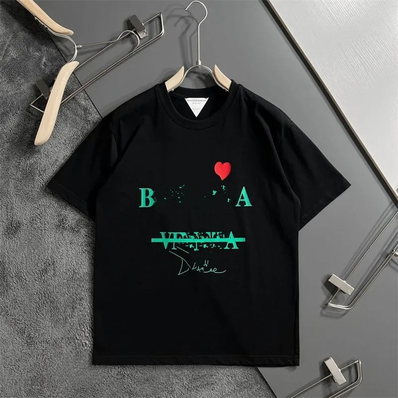 Nya lösa tees -märken toppar avslappnade sommarkvinnor män t -shirt designer bomull kort ärm toppar lyxkläder unisex