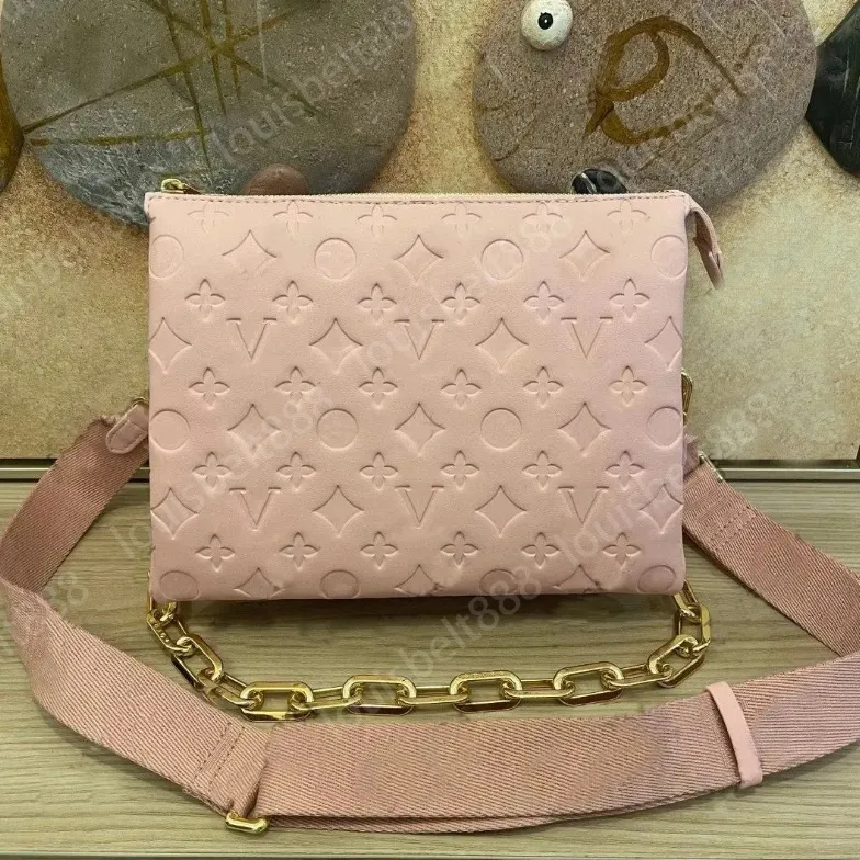 Luxury Brand Designer Bag Coussin Leather Crossbody Bags Luxury Women's Mens Tote Messenger Wallets fyrkantiga handväskor präglade två axelband Kedjeväska M57790