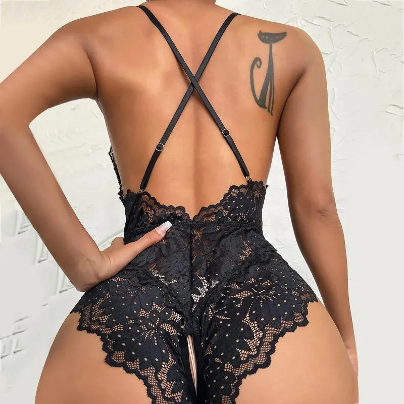 Bras Sets Lace Deep V Bra Crotchless Bodysuit Women's Suspenders Sleepwear See Through Underwear Backless Cross Teddy Erotic Lingerie