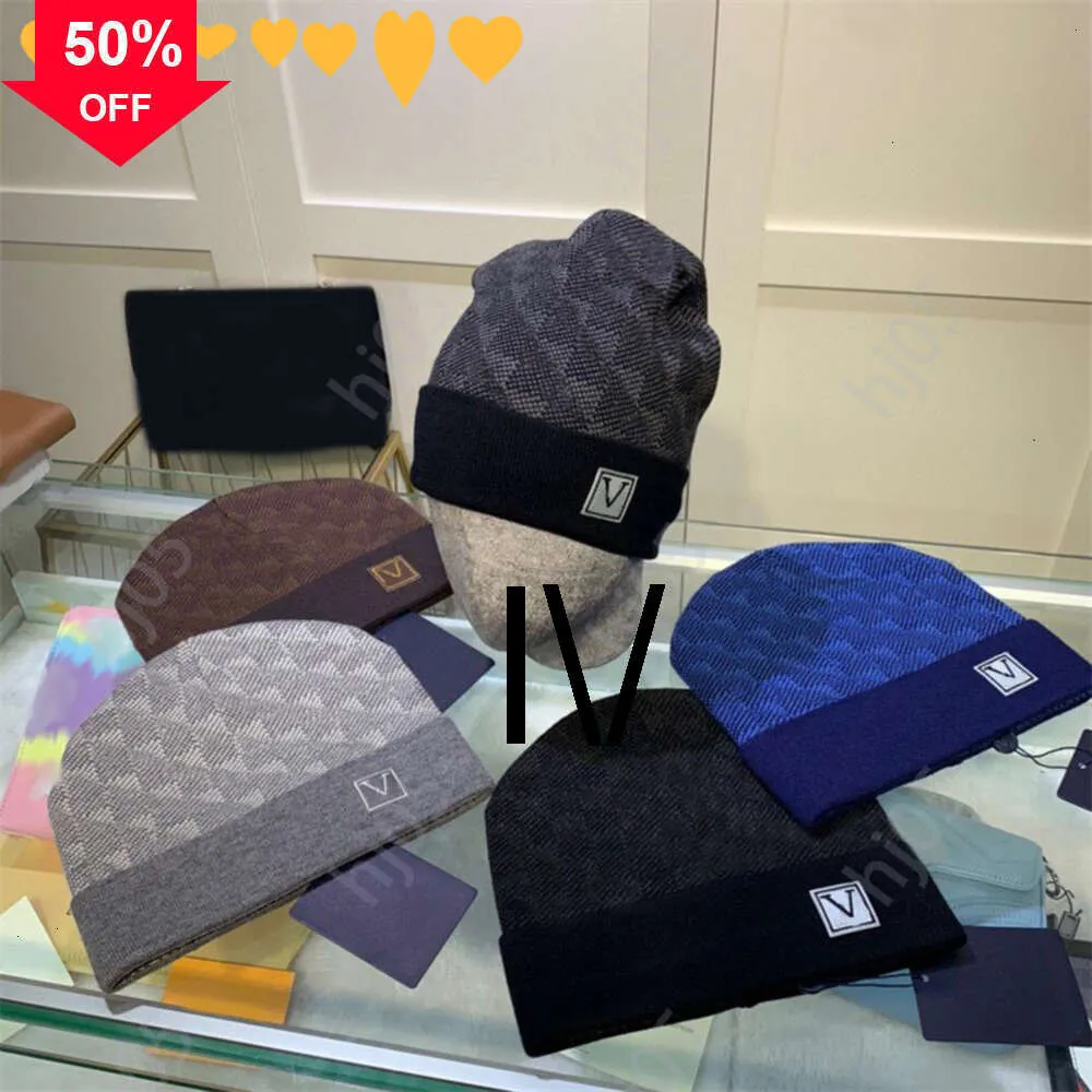 aPlaid berretto firmato cappelli firmati per uomo berretti lavorati a maglia cappello invernale autunno berretto termico con teschio sci viaggio classico berretti di lusso marrone nero grigio keep wa32plwsU