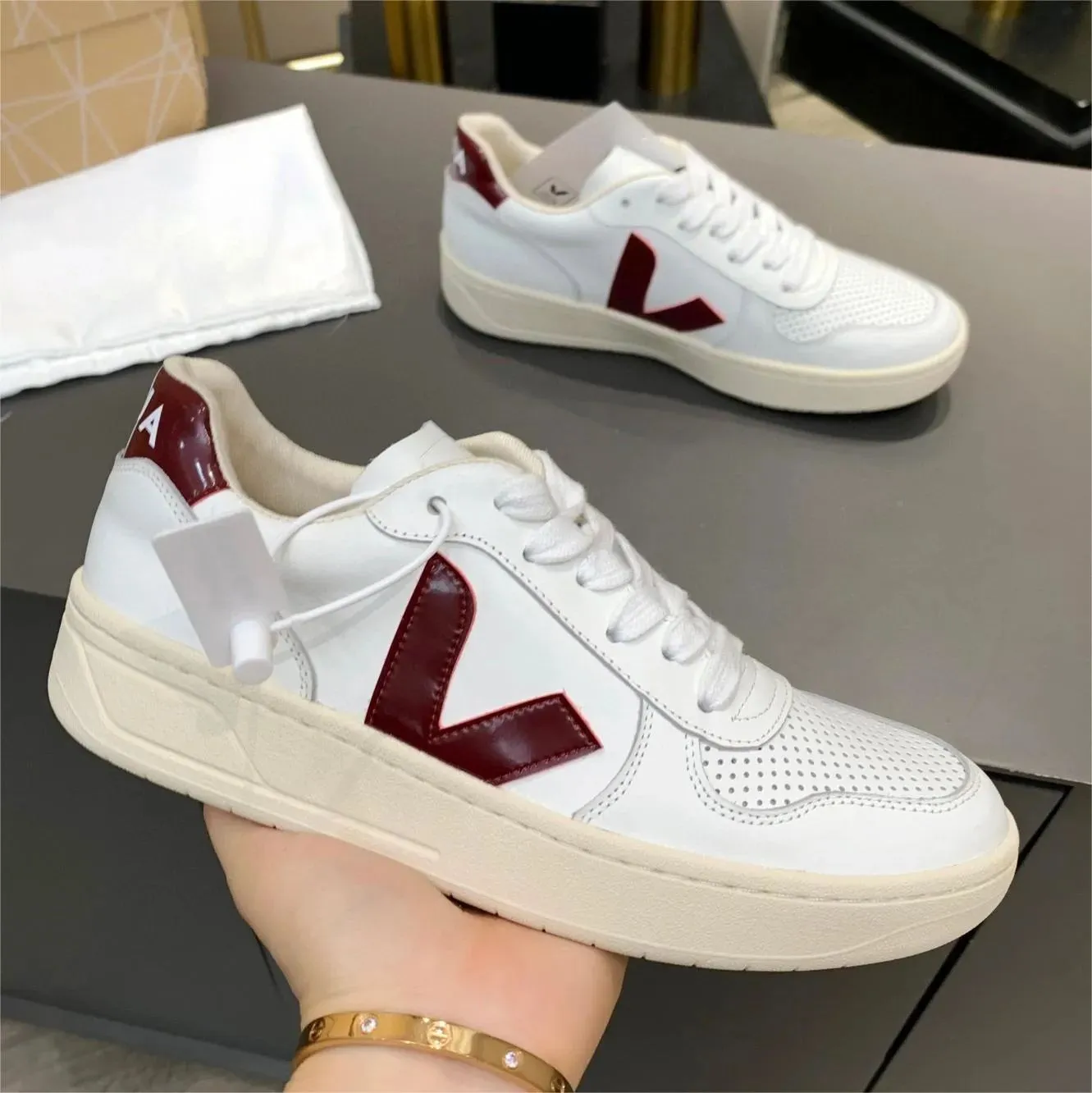 2024 TOP Français Brésil Vert Low-Carbon Life V Coton Bio Plateforme Baskets Femmes Casual Classique Blanc Designer Chaussures Mocassins Hommes Theres A V sur le 89 63