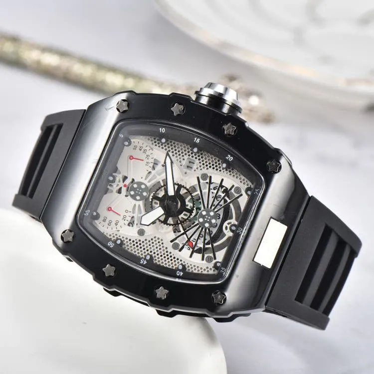 남자와 여자 시계 최신 성격 패션 모방 세라믹 와인 캐스크 남자 시계 디자이너 시계 블랙 쿼츠 고품질 시계 선호