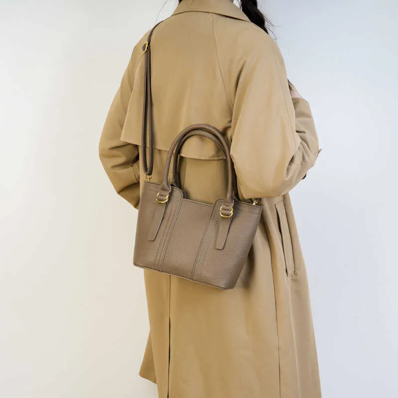 Stijlvolle avondtassen Koreaanse mode-handtas voor dames Winter Commuter-emmer Kleine en populaire casual crossbody