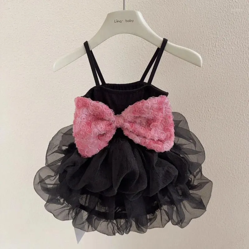 Vêtements de chien rose Bowknot jupe vêtements robe bretelles dentelle chiens vêtements petit animal de compagnie Kawaii doux costume printemps été Ropa Para Perro