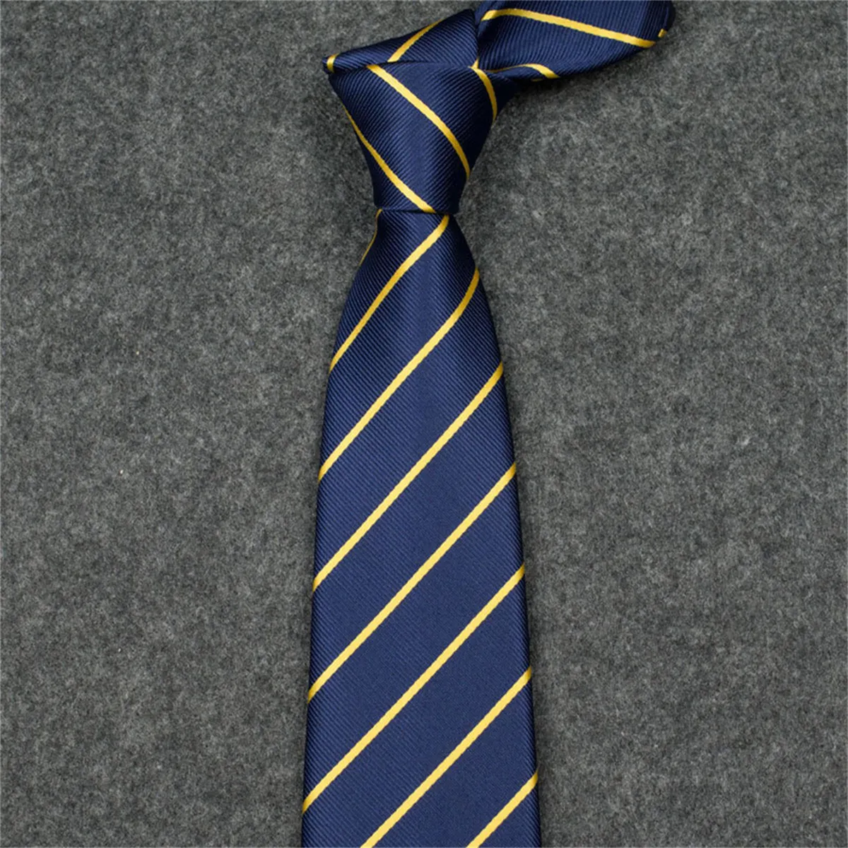Moda 2024 nuove cravatte firmate cravatta di seta nero blu jacquard tessuta a mano per gli uomini cravatta casual e da lavoro cravatta di moda scatola