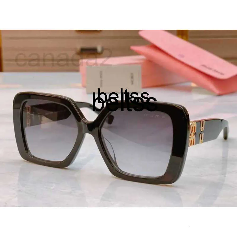 Solglasögon designer märken solglasögon för kvinnor män miumius oval mui lyx topp dam boutique high end korrekt version glas acetat ram kvadrat glasögon