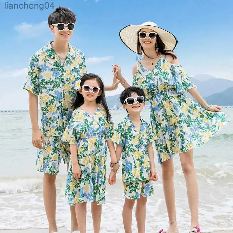 Roupas combinando para a família Roupas combinando para a família Verão praia mãe filha vestidos florais pai filho camiseta + shorts conjunto de roupas de casal de férias à beira-mar