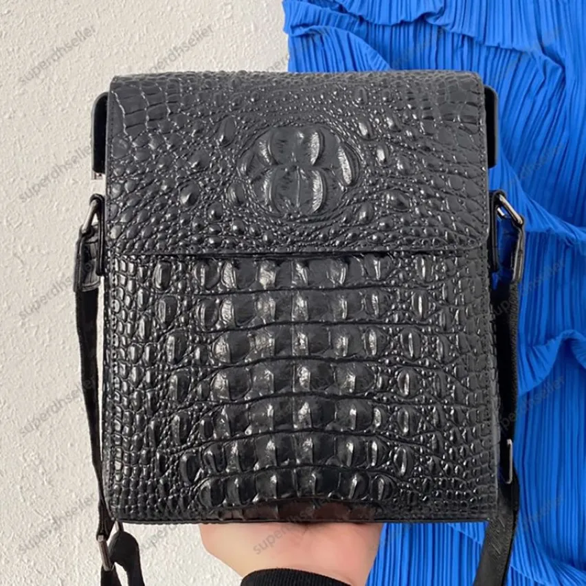 Designväska män axelpåsar mode crossbody handväska högkvalitativ krokodil läder plånbok portfölj messenger pack tote handb281z