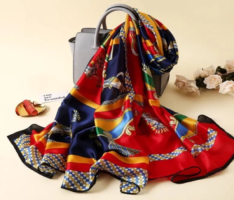 Nieuwe designer merk sjaal zijden sjaal mode dames bedrukte vervoersketen luxe 4 seizoen sjaal sjaal maat ongeveer 180x90cm 4 Yan fr2389312