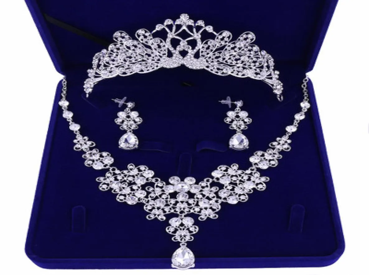 Bröllopsbrudsmycken Tiaranecklaceearrings Set Korean Tiara Wedding Diamond Necklace Set Wedding Accessories Whole8116864