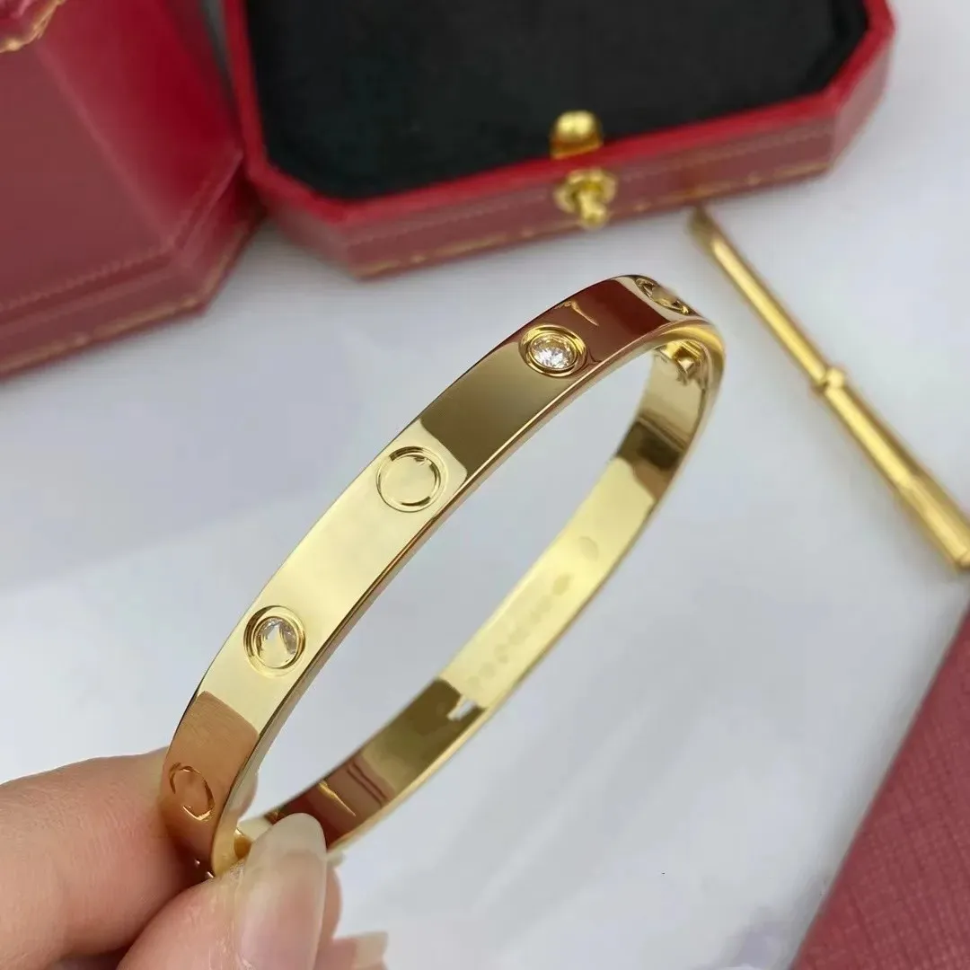 Pulseiras carta bangle pulseira parafuso titânio aço manguito parafusos bangles para mulheres designers de luxo chave de fenda designer pulseiras mens jewlery