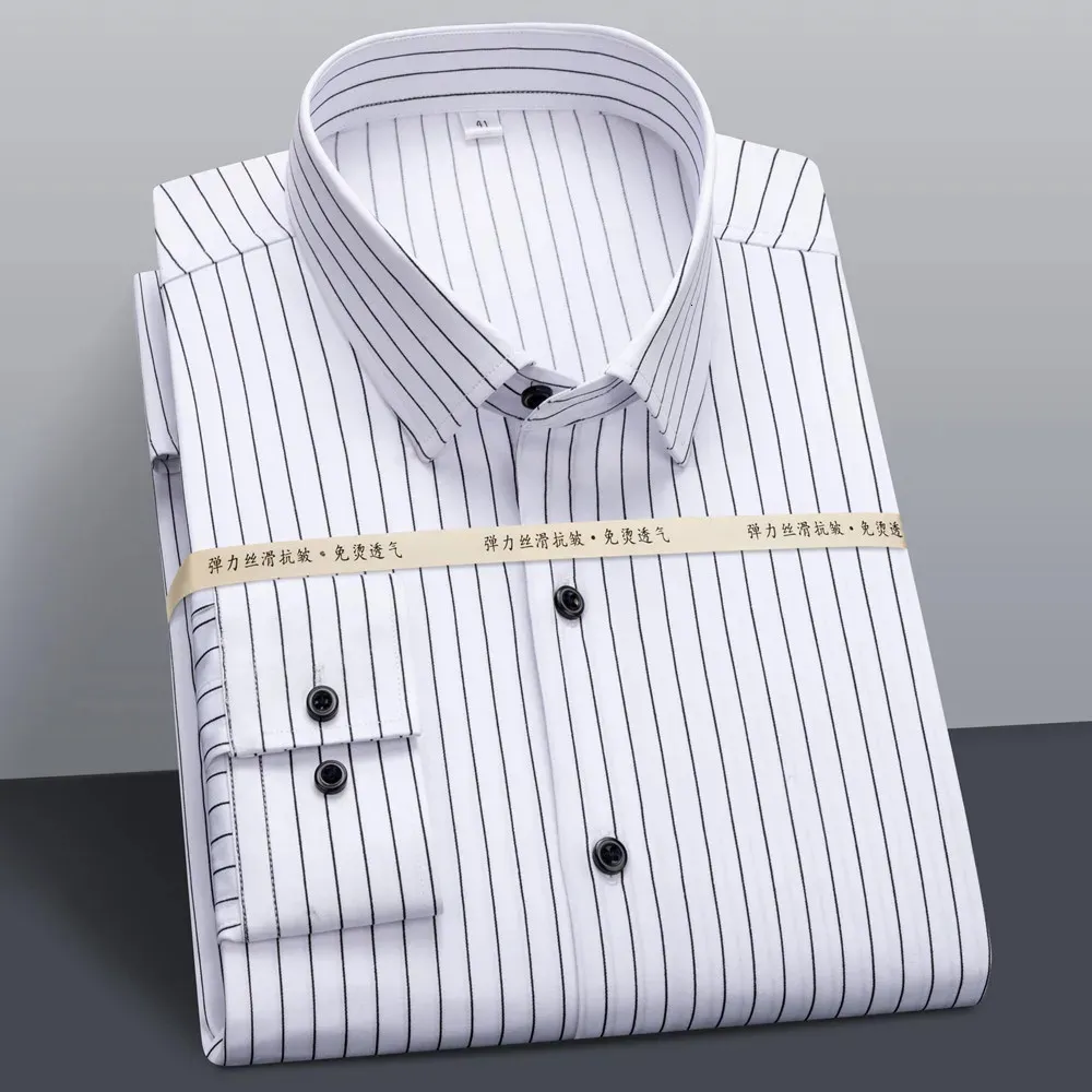 Camicia elegante da uomo elasticizzata Moda manica lunga Sottile Gioventù Slim Fit Ufficio sociale Solido a righe Non stirare Morbide camicie eleganti semplici 240223