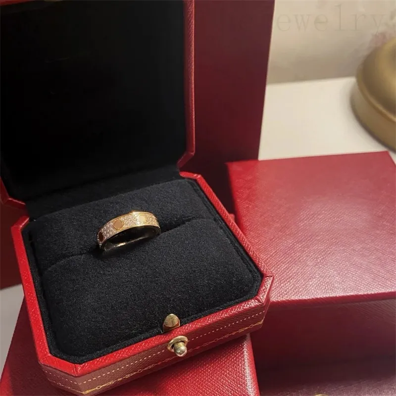 Anniversary couples iced out wedding rings for women multisize love party elegant promise e4218000 fashion rose golden screw punk gold plated mens Ring ZB019 e4