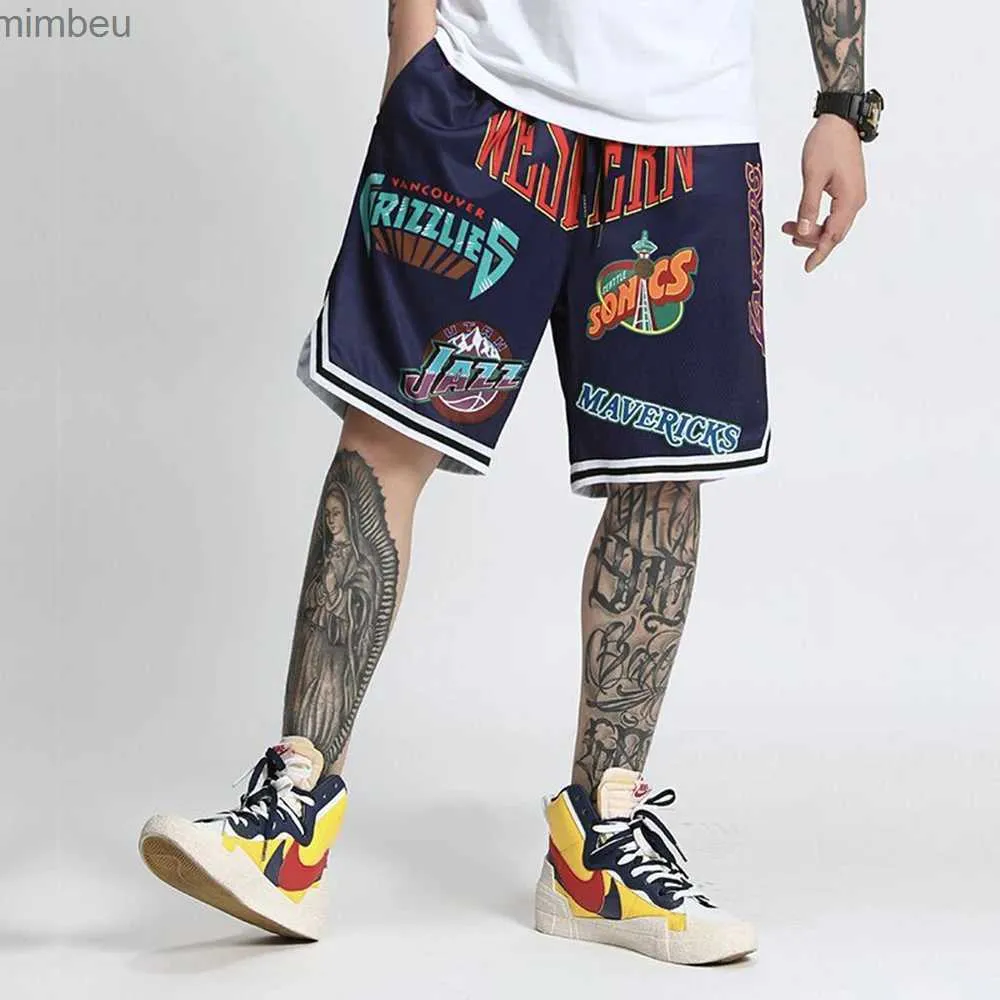 Mäns shorts American Retro Hiphop Shorts Mens Loose High Street Sports Boxing Sports Casual Fashion Straight Five-Point Pants Summer 240226