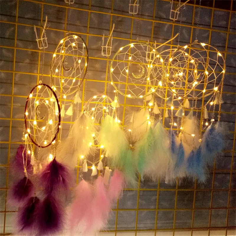 الحفل ديكور حلم الماسك الرياح 6 ألوان LED ريشة الجدار معلقة زخرفة Dreamcatcher Decorations T9i002573