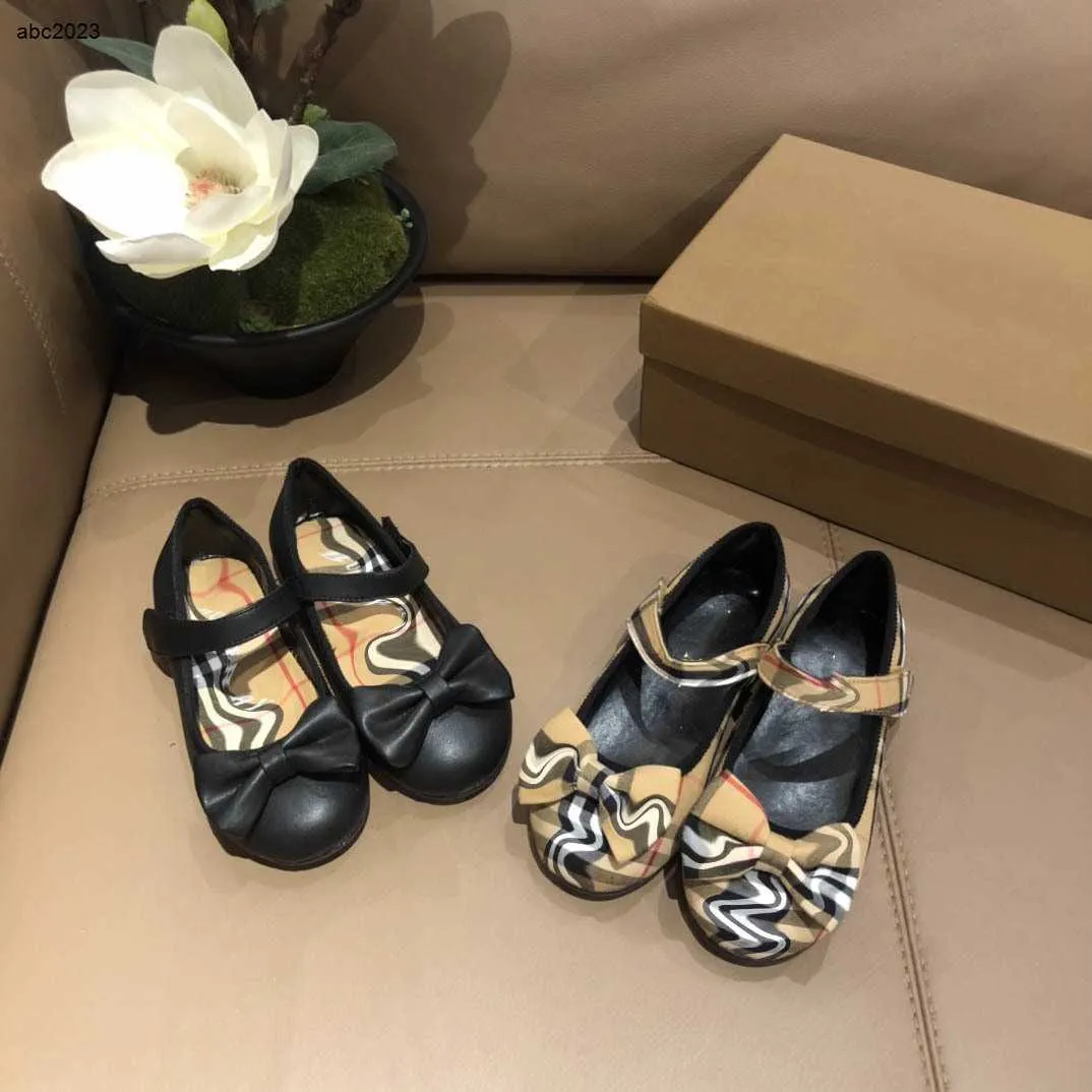 Zapatillas clásicas para niños, decoración con lazo, zapato de princesa para niña, tamaño 26-35, incluye caja de zapatos, zapatos planos de bebé con empalme a cuadros, 24 de febrero de 2020
