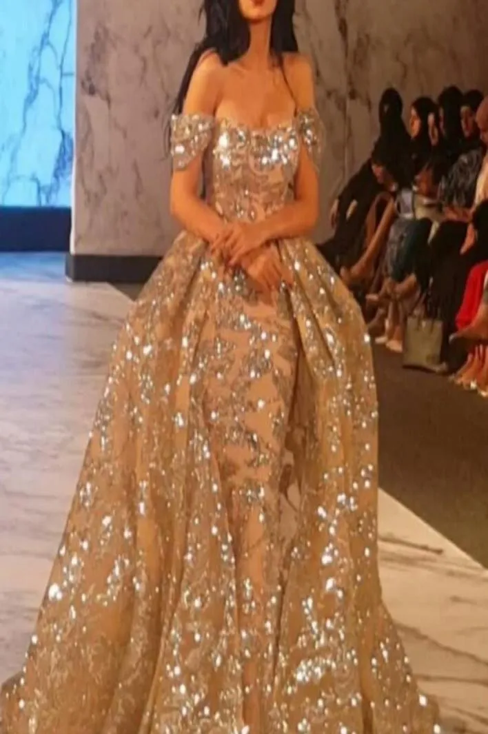 Dubai Golden Mermaid Prom -klänningar med Overskirt Sparkly paljetter Pärlor från axelkändisens festklänning Gorgeous Saudi Arabia Ev9780820