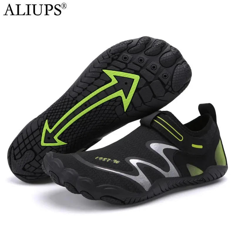 アリップス35ウォーターシューズ水泳男性Aqua Shoe for the Sea Beach Boys Boys Man Barefoot Gym Ranning Fishing 240223