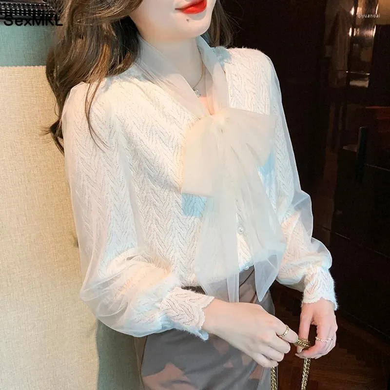 Women's Blouses Autumn Winter Long Sleeve Women 2024 Korean Fashion Clothing Streetwear Blusas Mujer Elegant Bow Neck Lace Tops Shirts