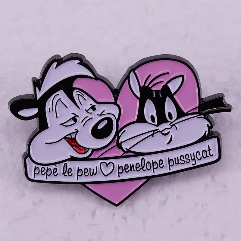 Broches français rayé mouffette amour coeur Badge émail doux broches amoureux cadeau