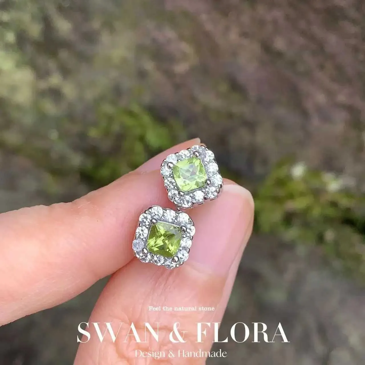 Stud 4mm Natural Peridot 925 Sterling Silverörhängen Lämpliga för kvinnors smycken gåvor Enkla peridot smycken green J240226