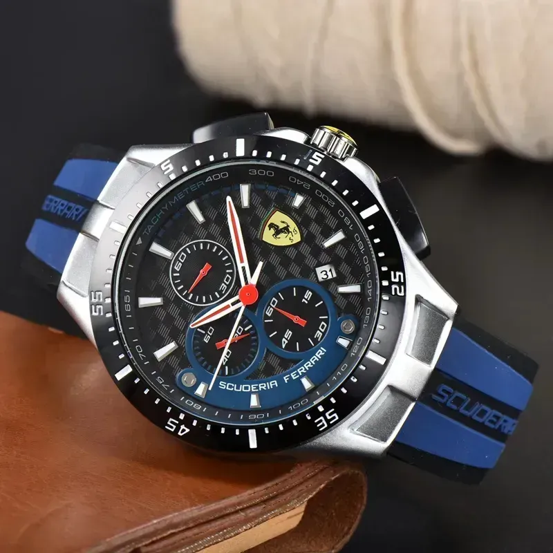 Ferrar Wrist Watch Men 2024 Nya herrklockor alla Dial Work Quartz Watch High Quality Luxury Brand Chronograph Clock Fashion Rubber Belt Three Eyes Full Function