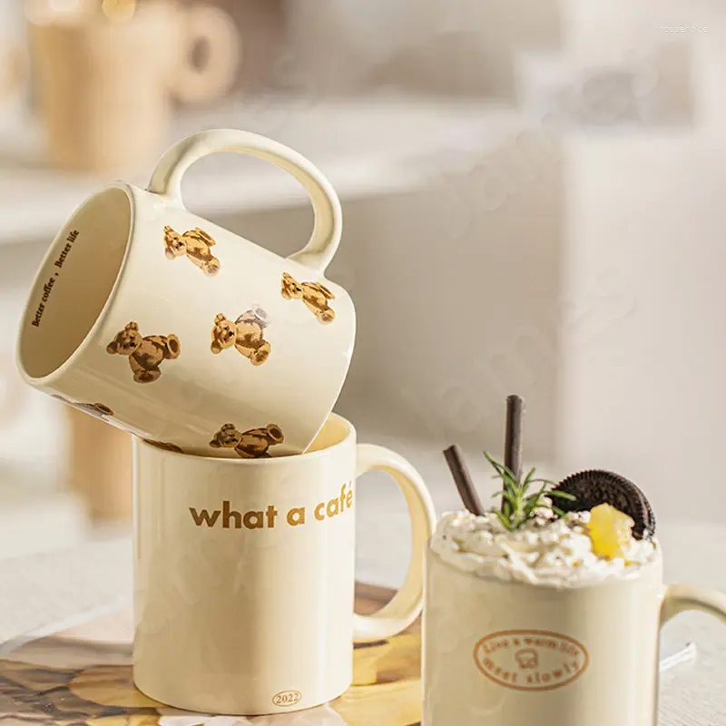 머그잔 현대의 창조적 인 세라믹 머그잔 개인화 된 간단한 스타일 커피 컵 아침 식사 젖 컵 아이스크림 대용량 물