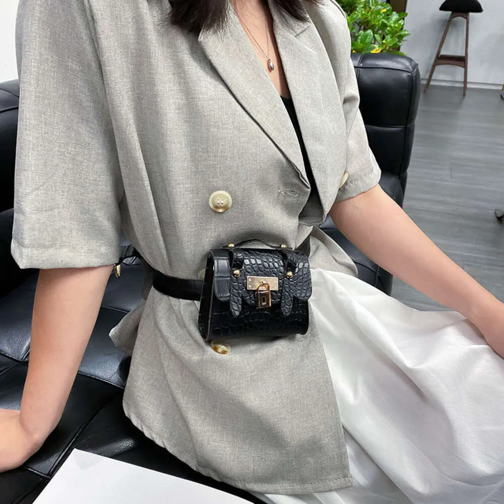 Waist Bag Female New Crocodile Pattern Belt New Mini Chain Decoration Belt Bag Messenger Small Bag Cool Waist Bags