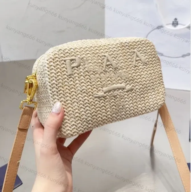 여자 밀짚 가방 나일론 숄더백 호스 핸드백 체인 지갑 디자이너 크로스 바이 바게트 레이디 작은 토트 A17