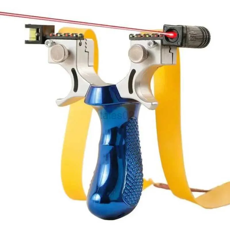 Jakt Slingshots Hög Precision Slingshot med lasernivå Fast Press Bow Catapult Infraröd utomhussport Hunting Tillbehör Sling Shing YQ240226