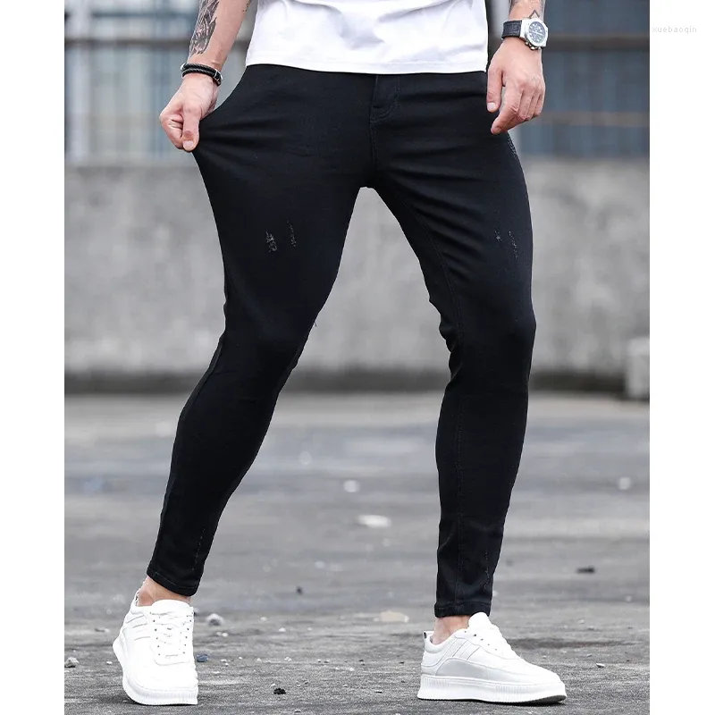 Mäns jeans sträcker mager 2024 Svart högkvalitativt klassisk denimbyxor män kläder för mode streetwear byxor