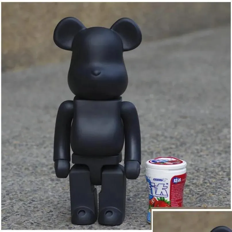 Gry filmowe 28cm 400% Bearbrick PVC Evade Black Bear i White Figures zabawka dla kolekcjonerów sztuki modelu Prace Dowód do DHWCX