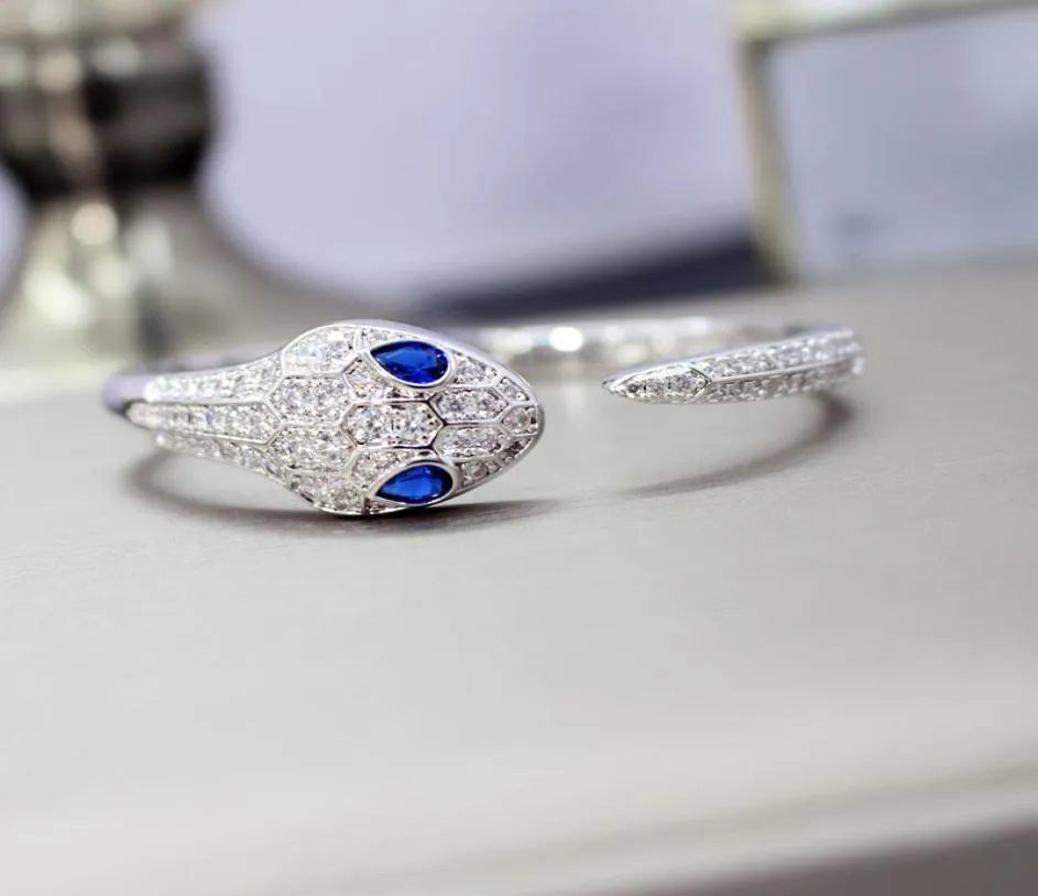 New designer high quality zircon stone paved blue eyes animal cuff bracelet bangle 18k white gold plated PUNK jewelry for women3056924