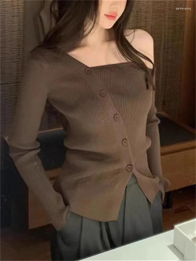 Cárdigan asimétrico de moda coreana para mujer, suéter abotonada informal ajustado con hombros descubiertos, otoño e invierno, 2024