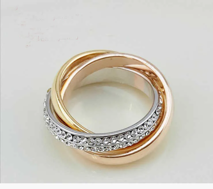 Diseñador Charm Fashionable Carter Gold TRI Color Ring con artesanía de precisión AA Circón