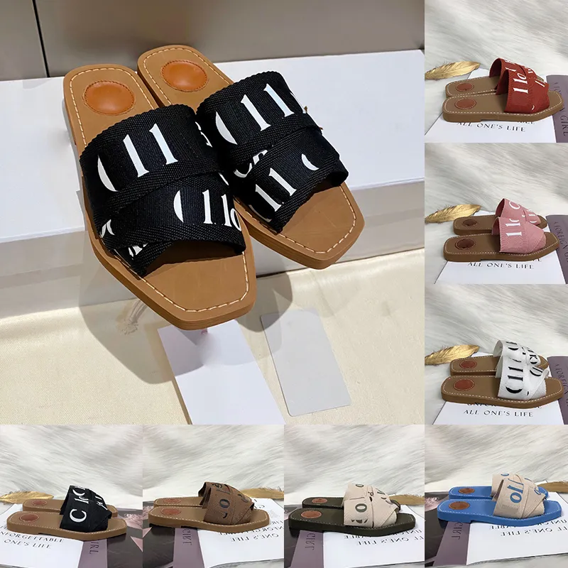 Sandálias de desenhista Woody Chinelos Marca de Luxo Canvas Square Toe Carta Bordado Verão Moda Sandália Flat Mule Beach Outdoor Home Slide Tamanho 35-41 Sandles