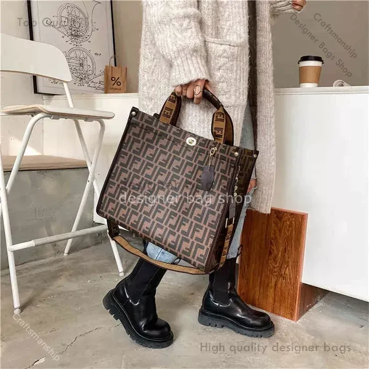 Designer Bag Tote Bag 2022 New Designer Handväskor Lyxkvalitet Fashion Atmosphere Capacity Messenger Single Shoulder Litterice