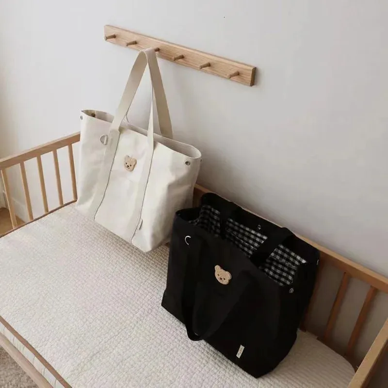 Gratis fartyg söta björn blöja väskor för baby mamma väska duk handväskor babyartiklar arrangör Nappy Caddy Maternity Bag Mother Kids 240227