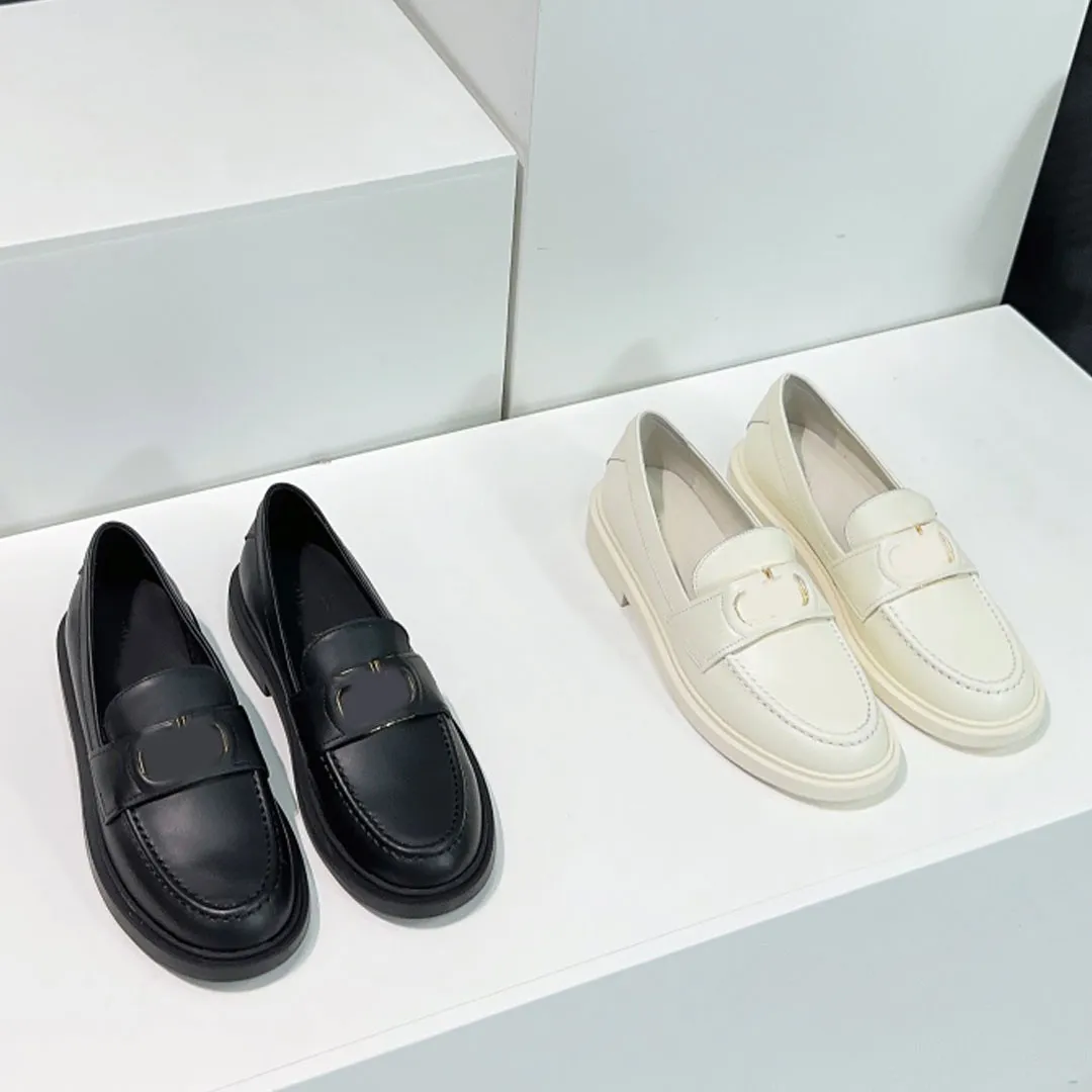 Été nouveaux mocassins boucle neutre chaussures simples en cuir de veau noir chaussures célèbres mocassins de créateurs chaussures pour femmes petites chaussures en cuir mocassins classiques de qualité supérieure