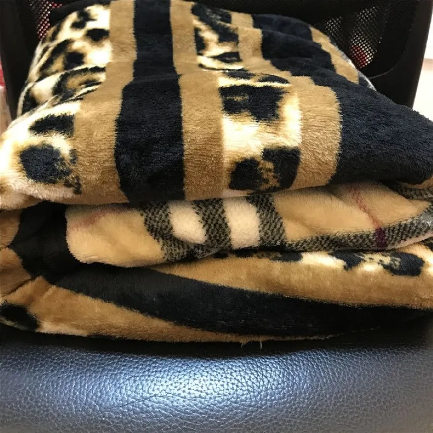 Portable blanket Leopard print plush coral fleece blanket soft winter throw Vintage style good quality235Q