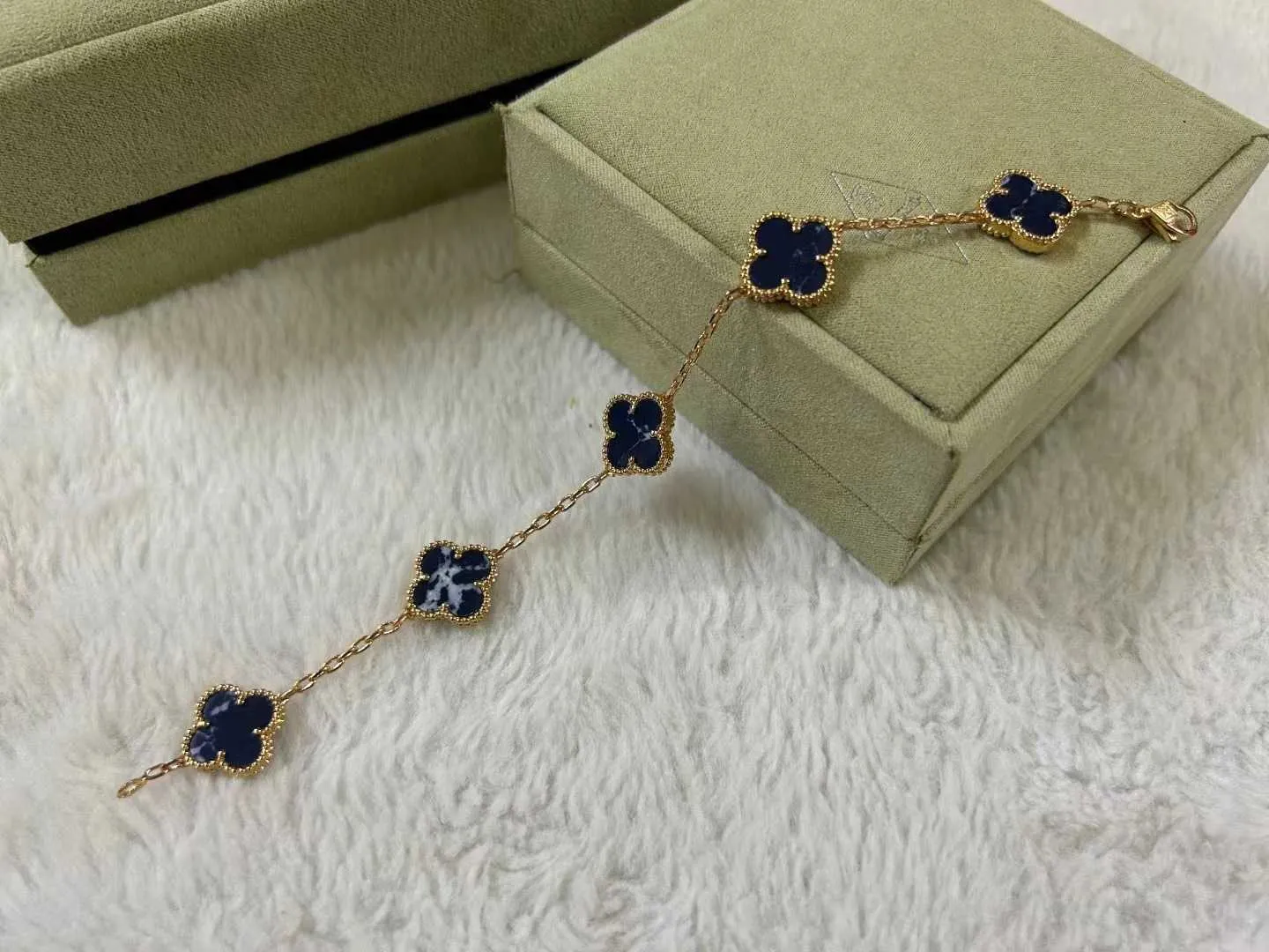 Designer smycken lyxarmband länkkedja Vanca Starry Sky Four Leaf Grass V Gold Five Flower Armband Luxury Agate Live 558i