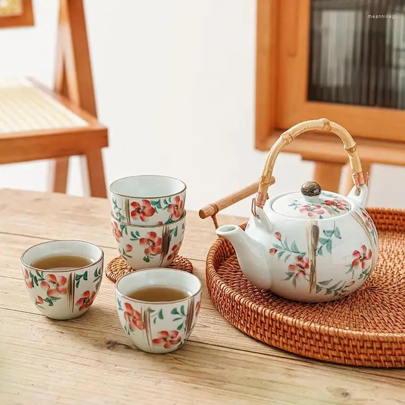 Teegeschirr-Sets, Keramik-Teeset, handbemalte Hochtemperaturkeramik, vier Teetassen, eine Teekanne, Herbstsprache, pastorale Teetasse